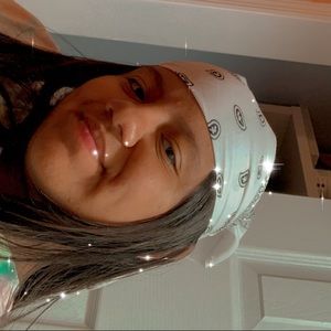 Meet your Posher, Alexandra